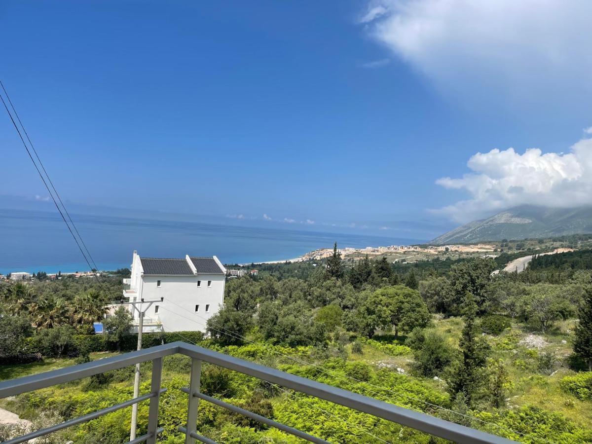Season Inn Dhërmi Exteriér fotografie