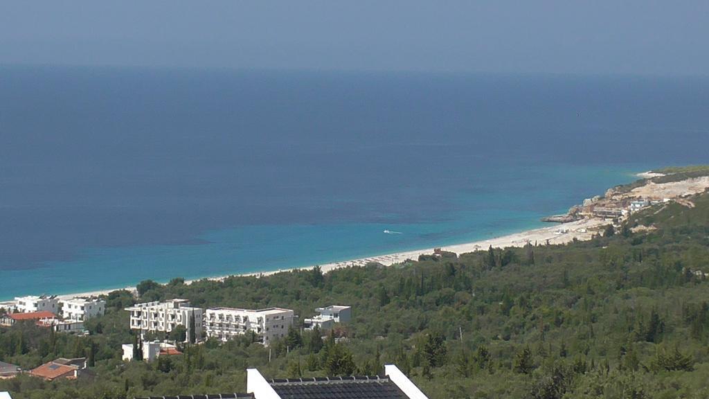 Season Inn Dhërmi Exteriér fotografie