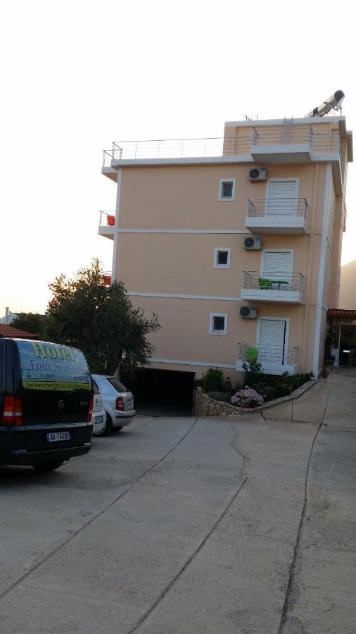 Season Inn Dhërmi Pokoj fotografie